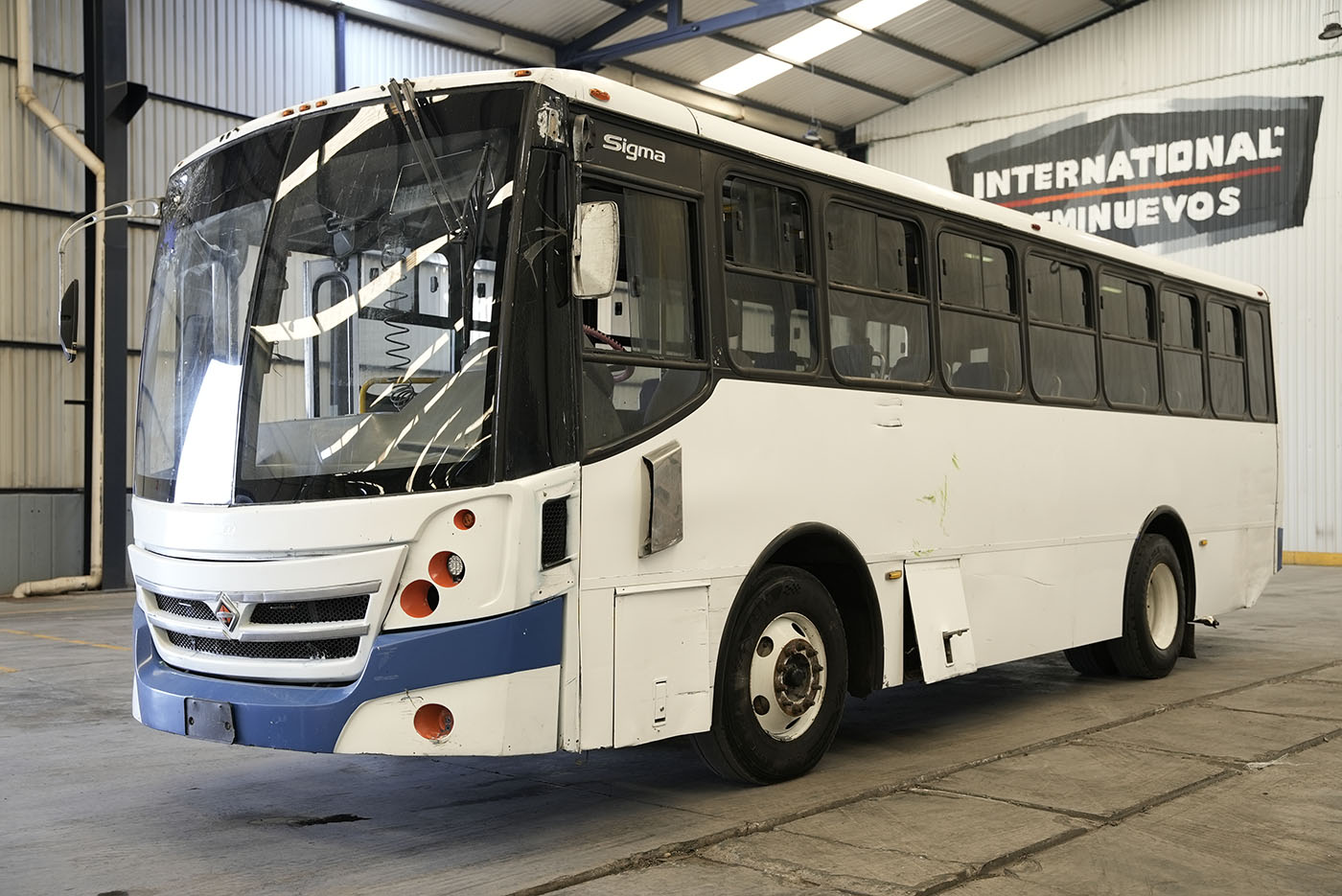 Unidad seminueva INTERNATIONAL 4700 FC