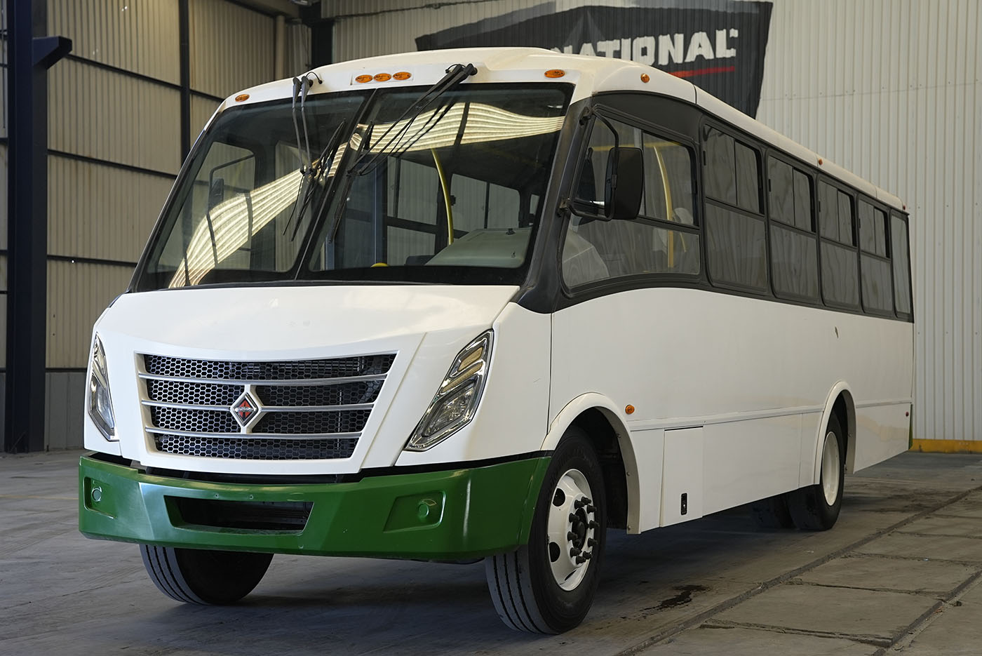 Unidad seminueva INTERNATIONAL 4700SFC 182HP