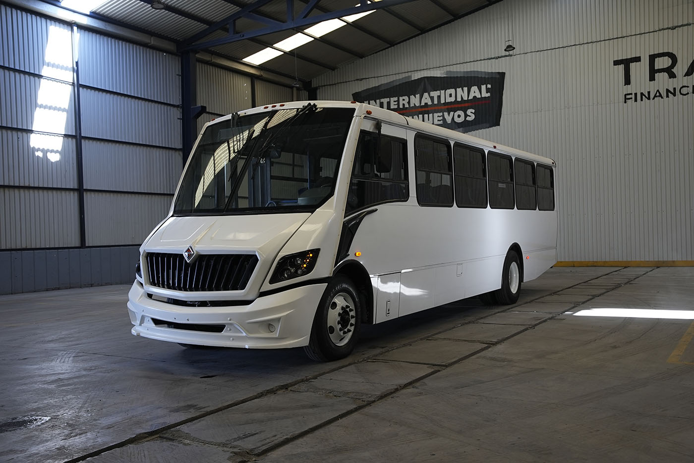 Unidad seminueva INTERNATIONAL SCD MWM - 222 HP 236 WB (4700 SFC)