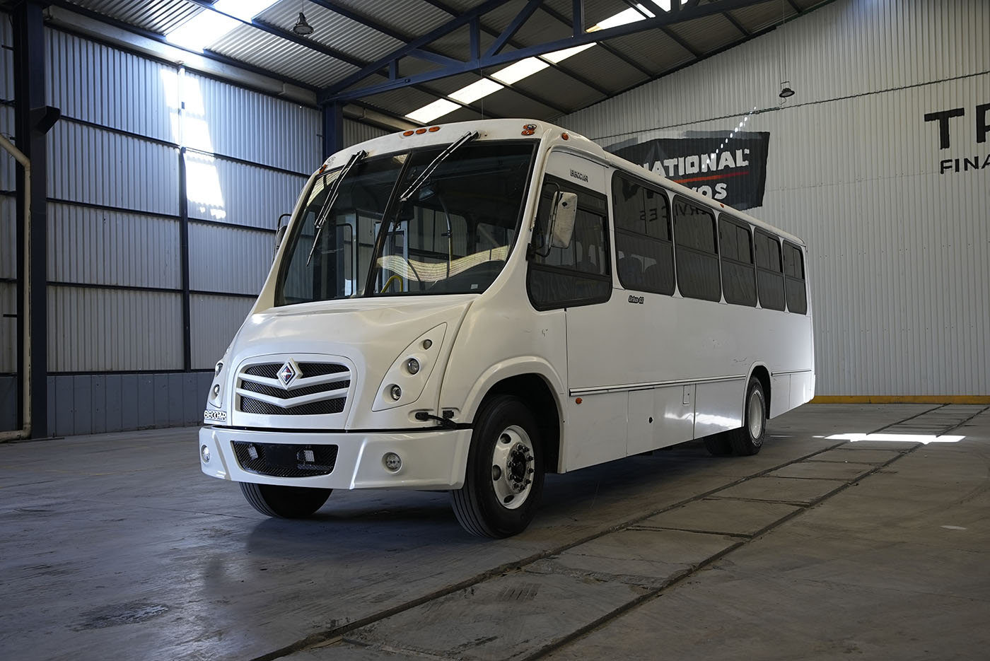 Unidad seminueva INTERNATIONAL SCD MWM - 222 HP 7.2 236 WB (4700 SFC)