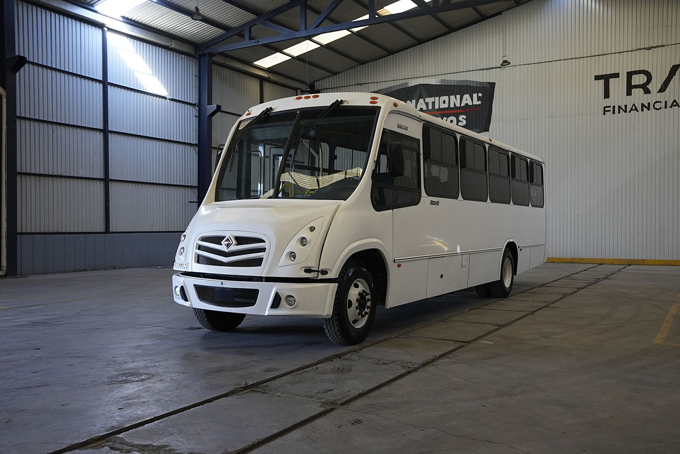 Unidad seminueva INTERNATIONAL SCD MWM - 222 HP 7.2 236 WB (4700 SFC)