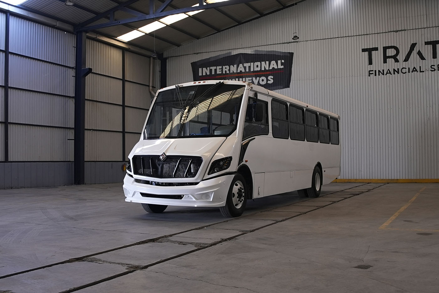 Unidad seminueva INTERNATIONAL SCD MWM - 222 HP 236 WB (4700 SFC)