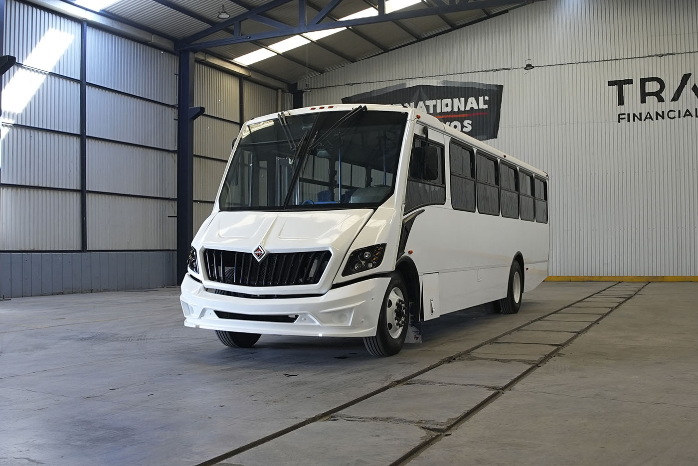 Unidad seminueva INTERNATIONAL SCD MWM - 222 HP 236 WB (4700 SFC)