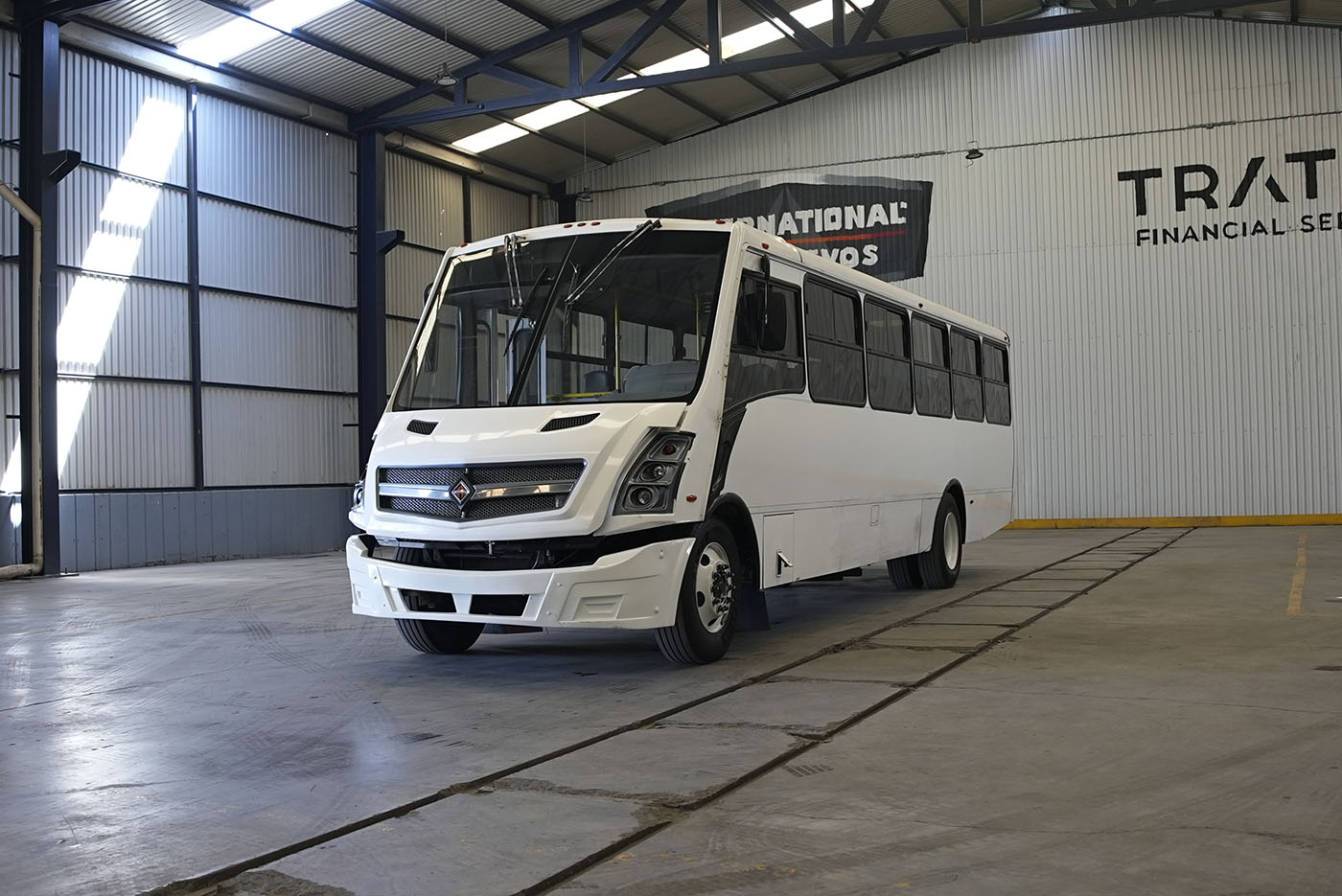 Unidad seminueva INTERNATIONAL SCD MWM - 222 HP 7.2 236 WB (4700 SFC)