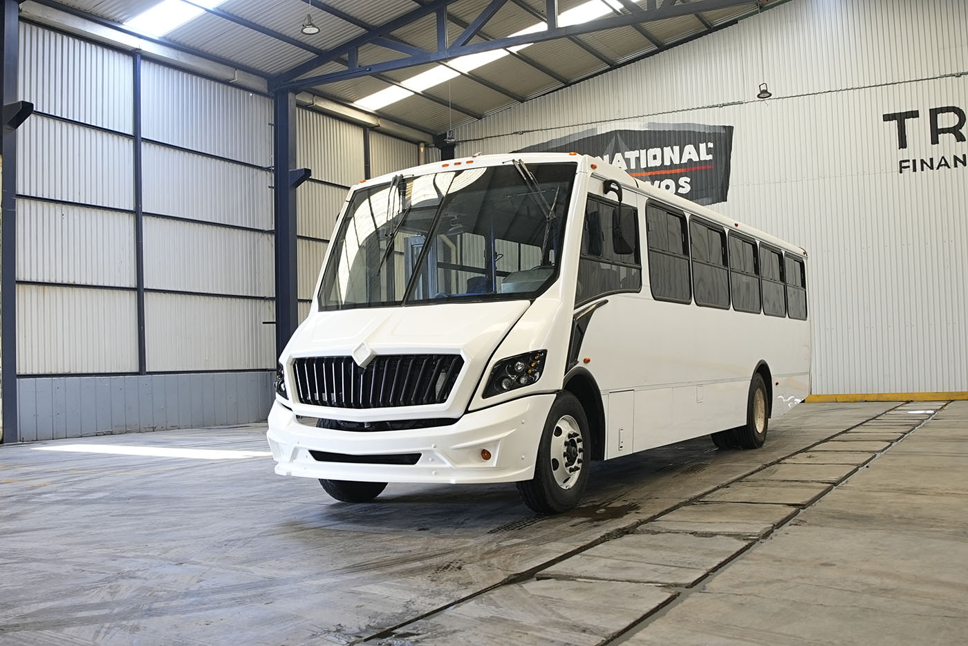 Unidad seminueva INTERNATIONAL SCD MWM - 222 HP 236 WB (4700 SFC)