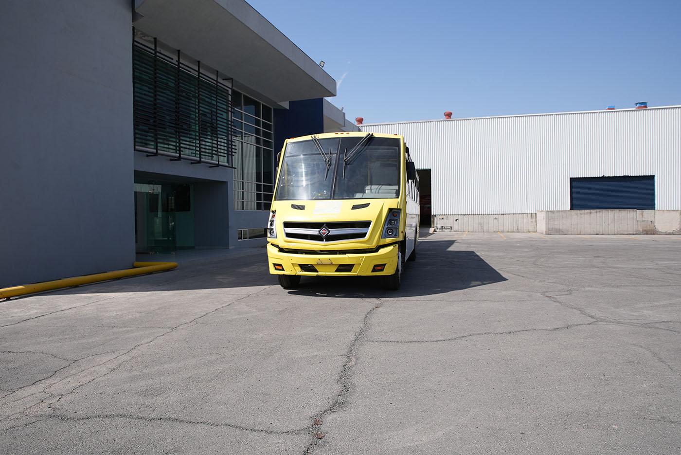 Unidad seminueva INTERNATIONAL 4700SFC 222HP MXF7.2 6VEL. 236