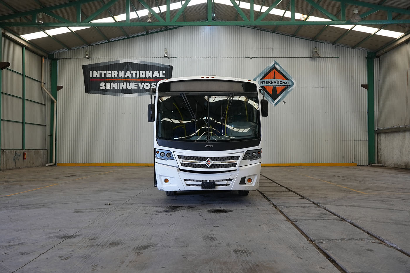 Unidad seminueva INTERNATIONAL 4700 FE CON CLIMA CARRIER MOD.AC353 G4.II