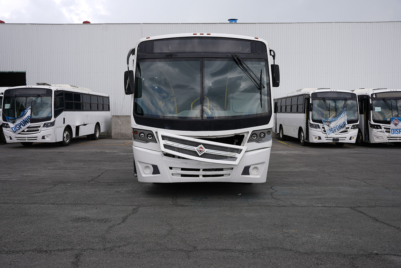 Unidad seminueva INTERNATIONAL 4700 FE CON CLIMA CARRIER MOD.AC353 G4.II