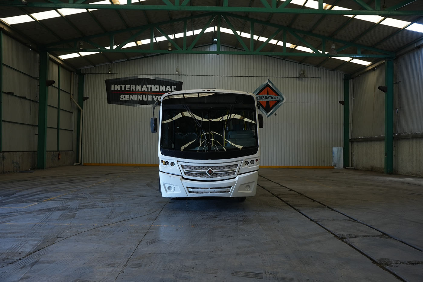 Unidad seminueva INTERNATIONAL 4700 FE CON CLIMA CARRIER MOD.AC353 G4.II