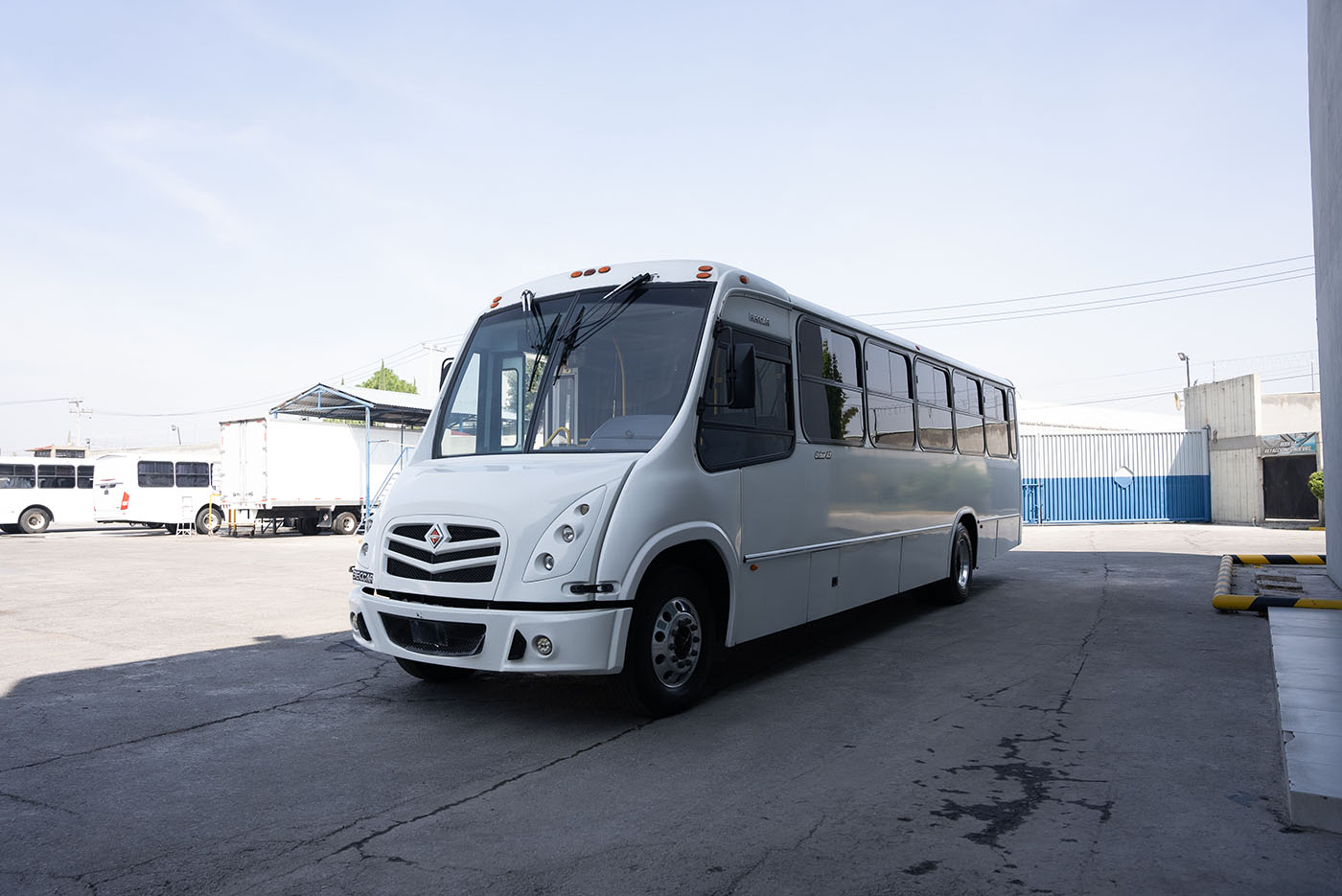 Unidad seminueva INTERNATIONAL CHASIS PASAJE SCD 220 MAXXFORCE 7.2 / 254WB