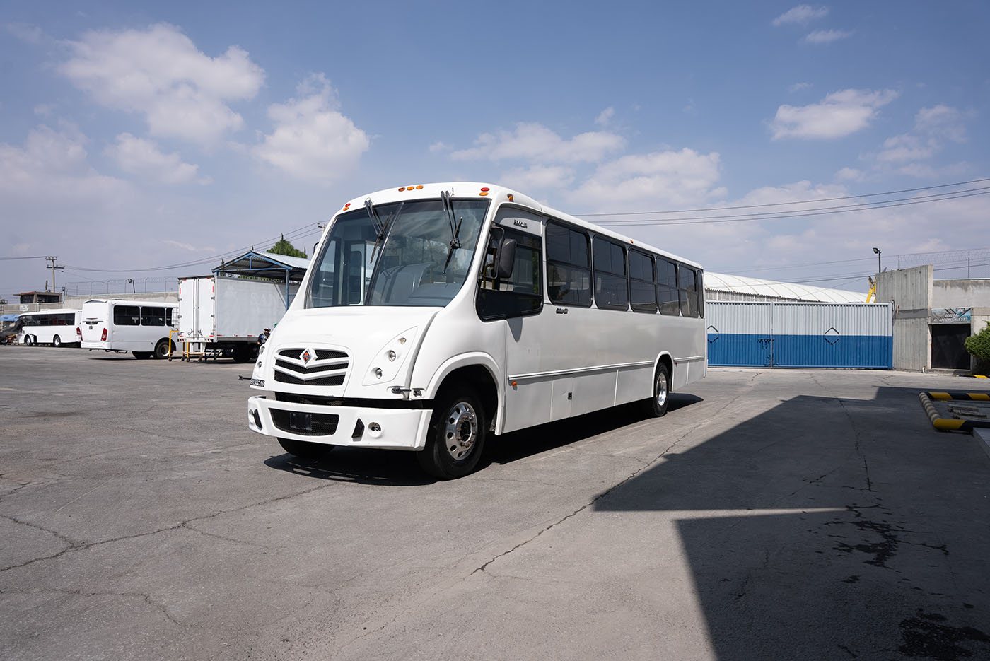 Unidad seminueva INTERNATIONAL CHASIS PASAJE SCD 220 MAXXFORCE 7.2 / 254WB