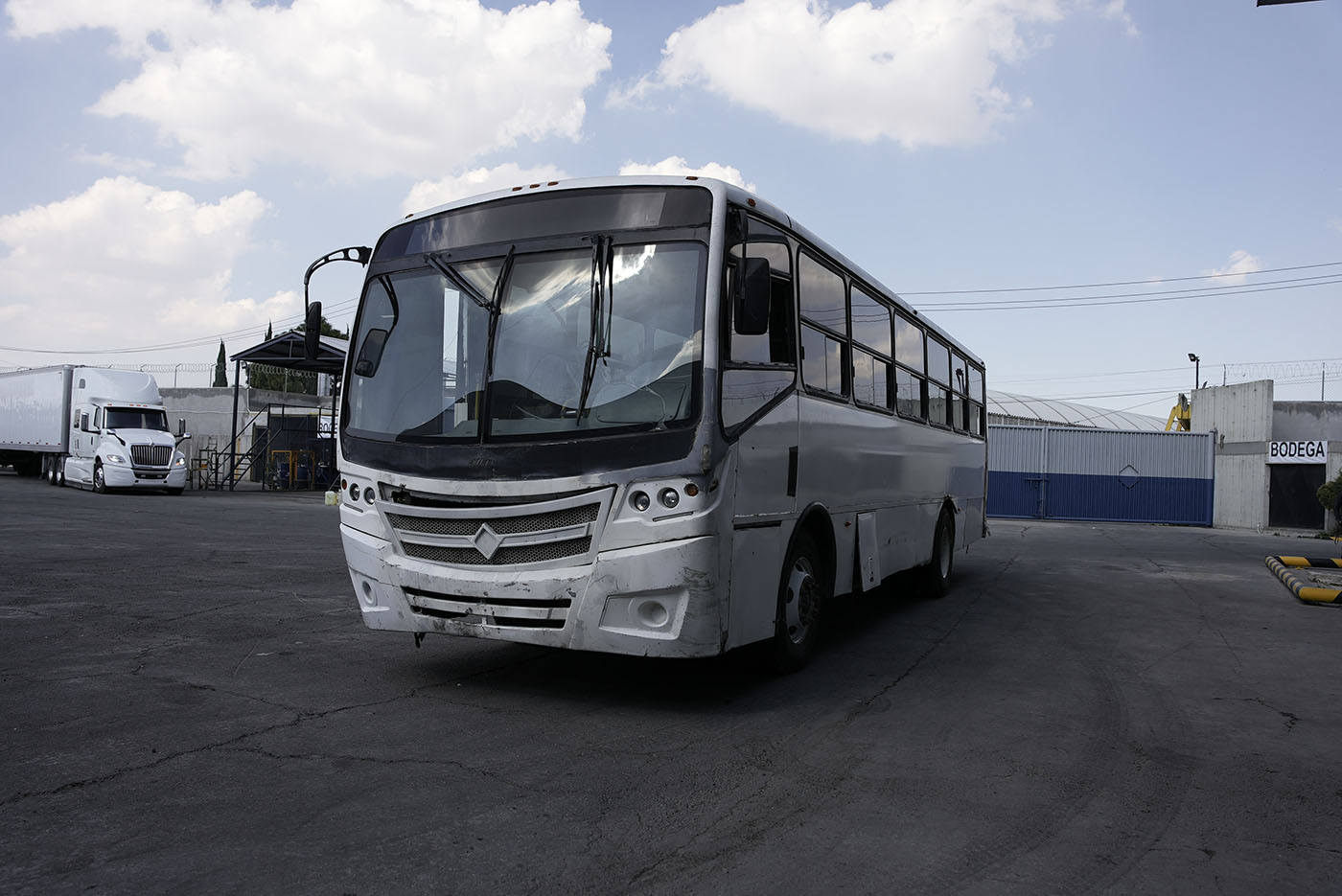 Unidad seminueva INTERNATIONAL 4700 FE CON CLIMA CARRIER MOD.AC353 G4.II