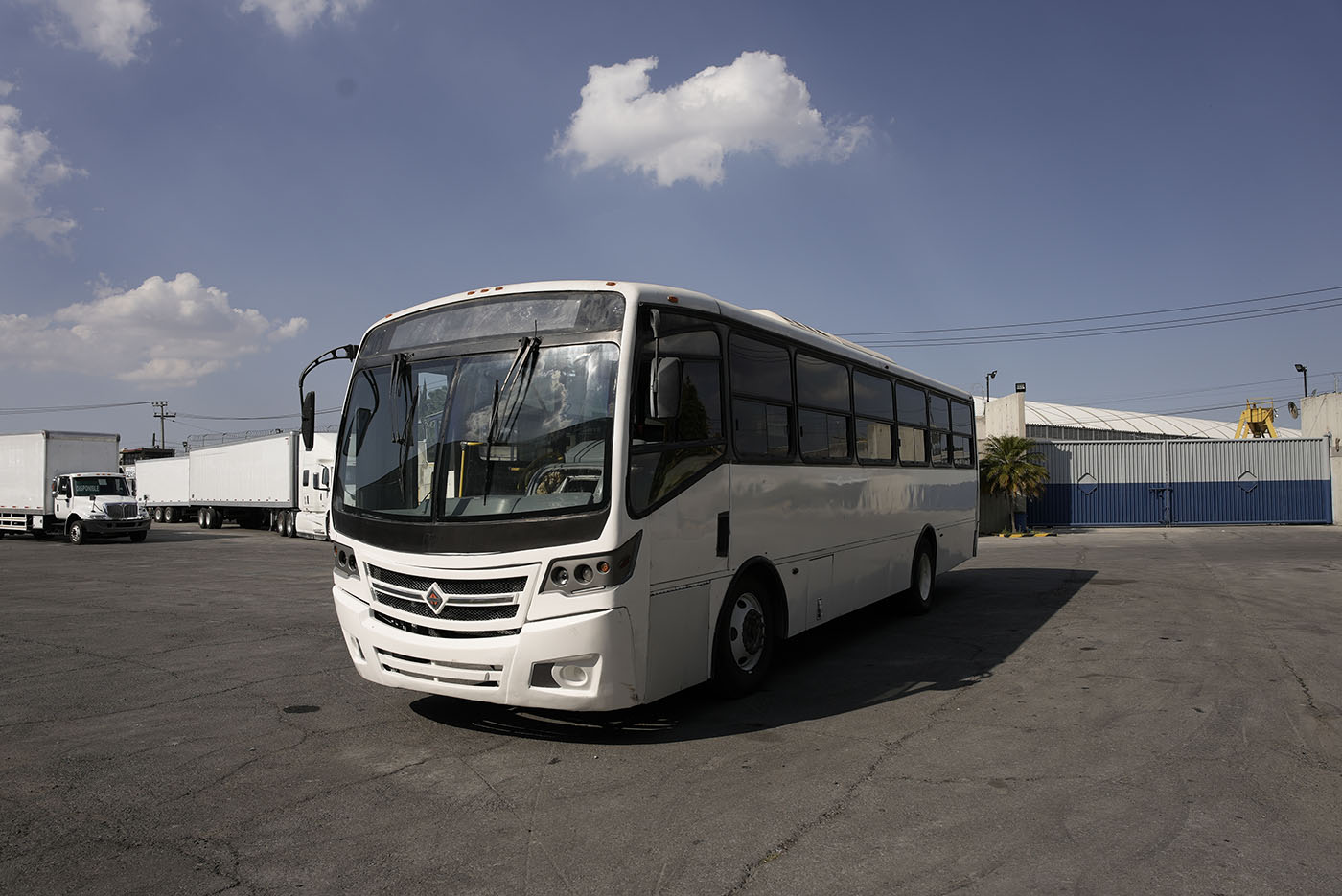 Unidad seminueva INTERNATIONAL 4700 FE CON CLIMA CARRIER MOD.AC353 G4.II