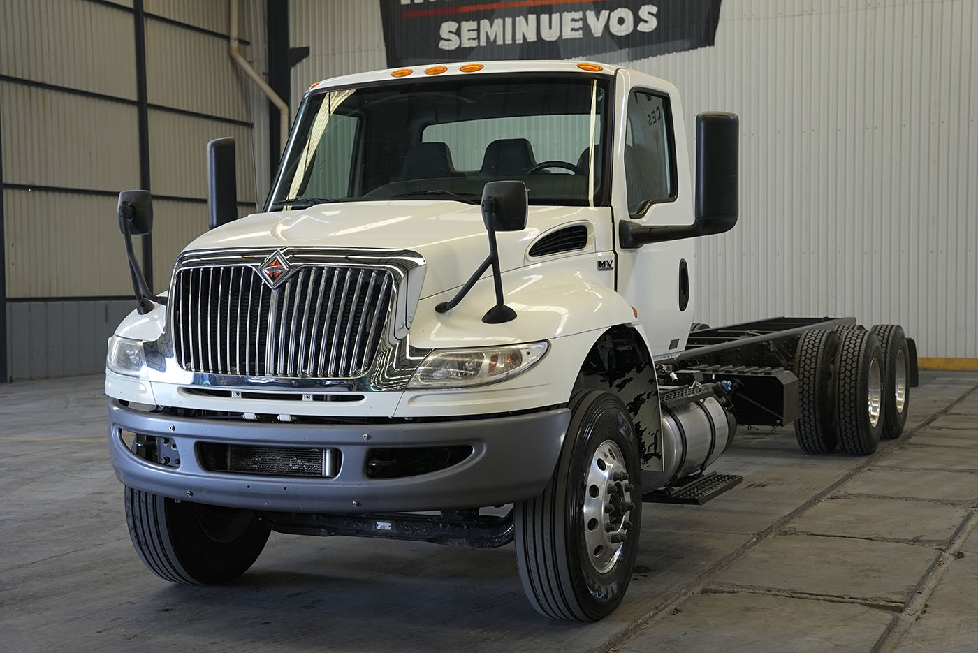Unidad seminueva INTERNATIONAL MV607 6X4
