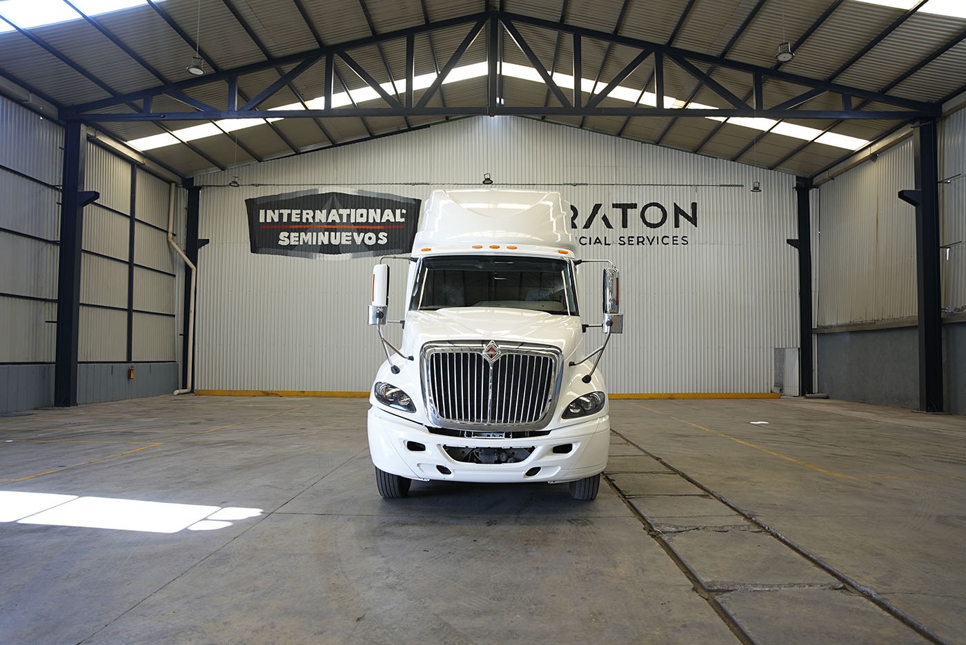 Unidad seminueva INTERNATIONAL PROSTAR SKY RISE