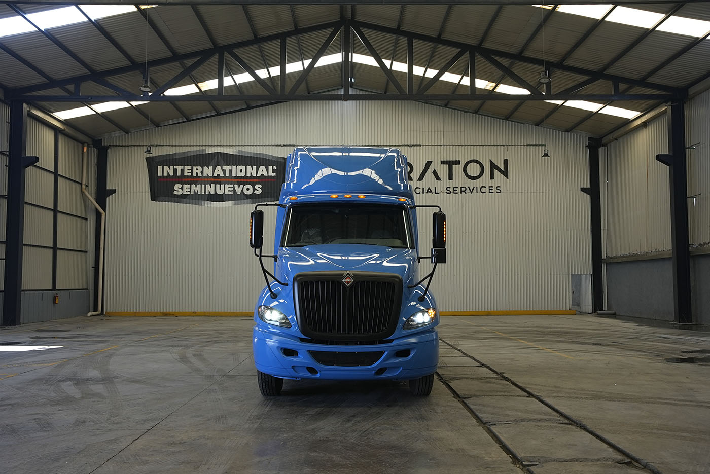 Unidad seminueva INTERNATIONAL PROSTAR SKY RISE