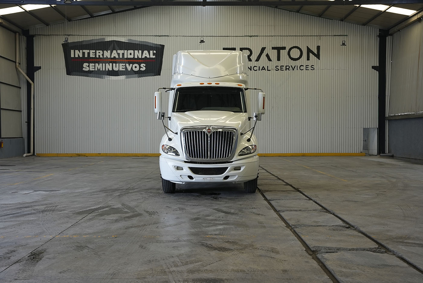 Unidad seminueva INTERNATIONAL PROSTAR 6X4