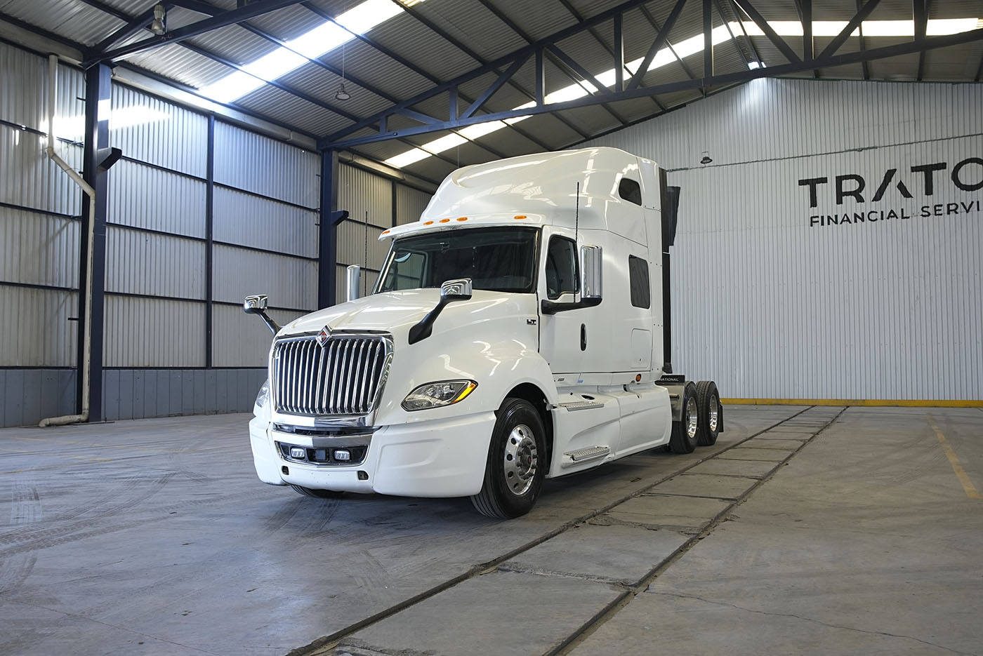 Unidad seminueva INTERNATIONAL LT SKY RISE EPA 2021