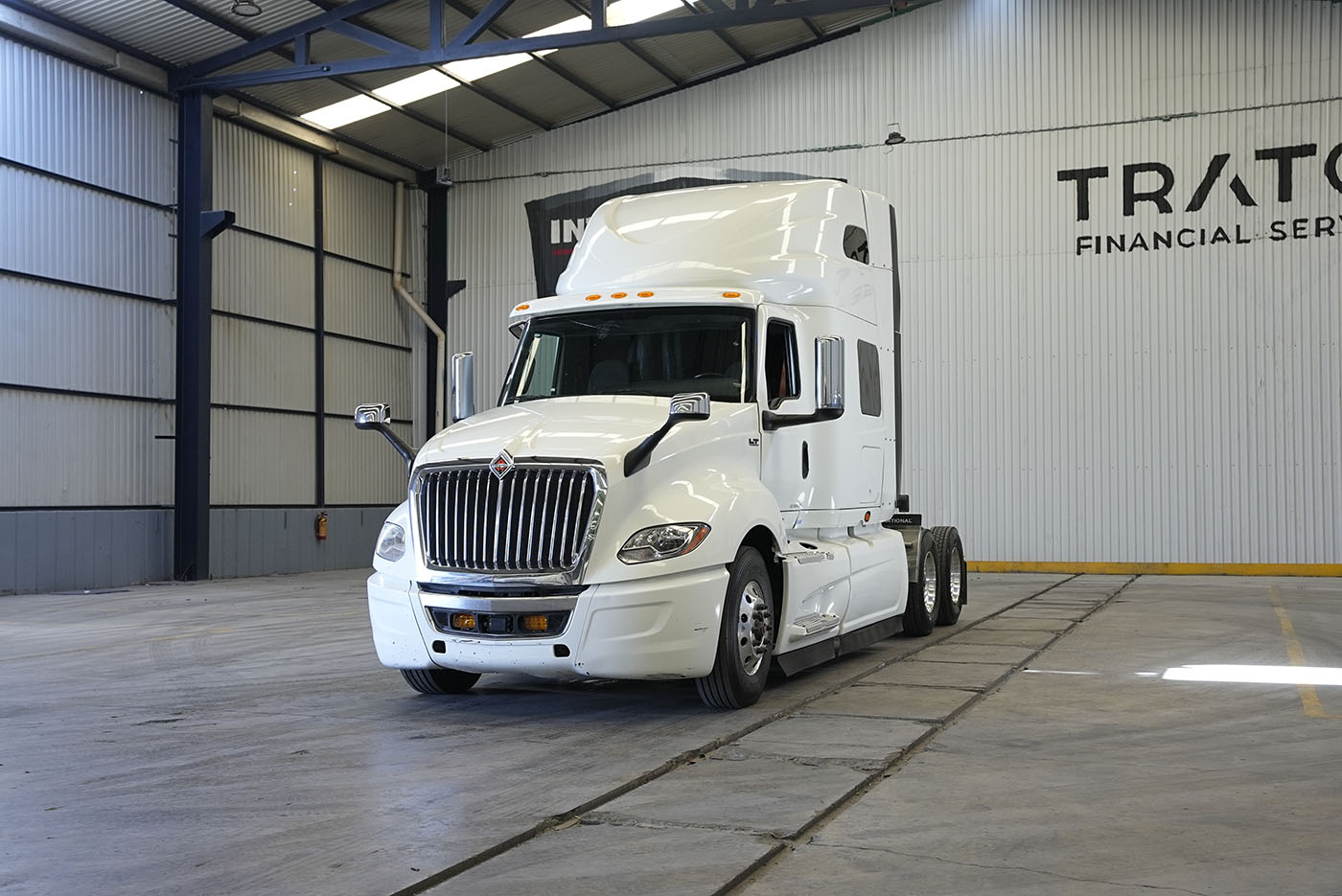 Unidad seminueva INTERNATIONAL LT SKY RISE EPA 2021