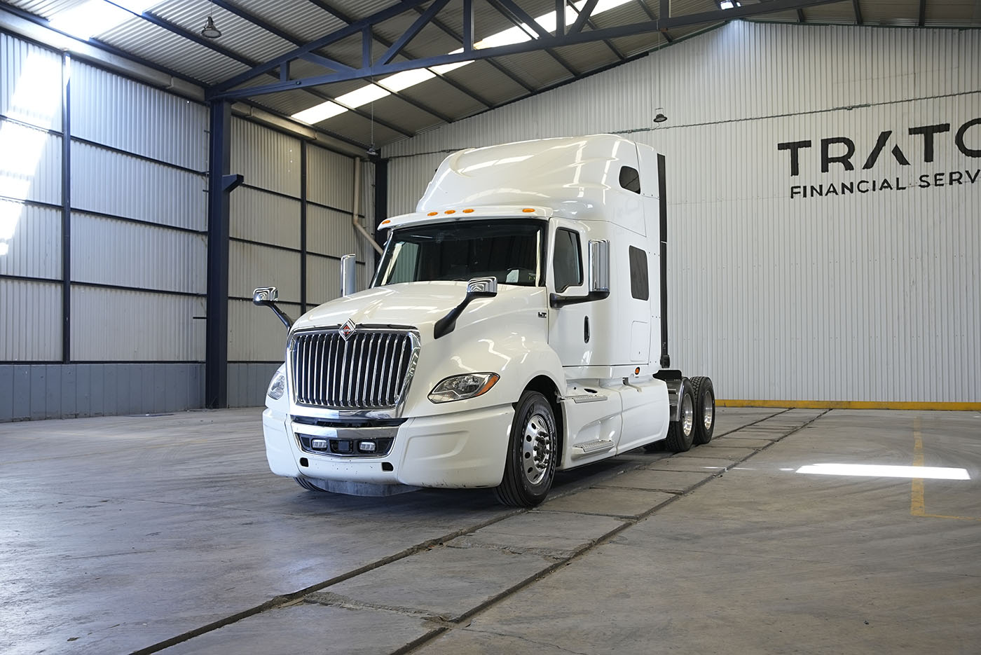 Unidad seminueva INTERNATIONAL LT SKY RISE EPA 2021