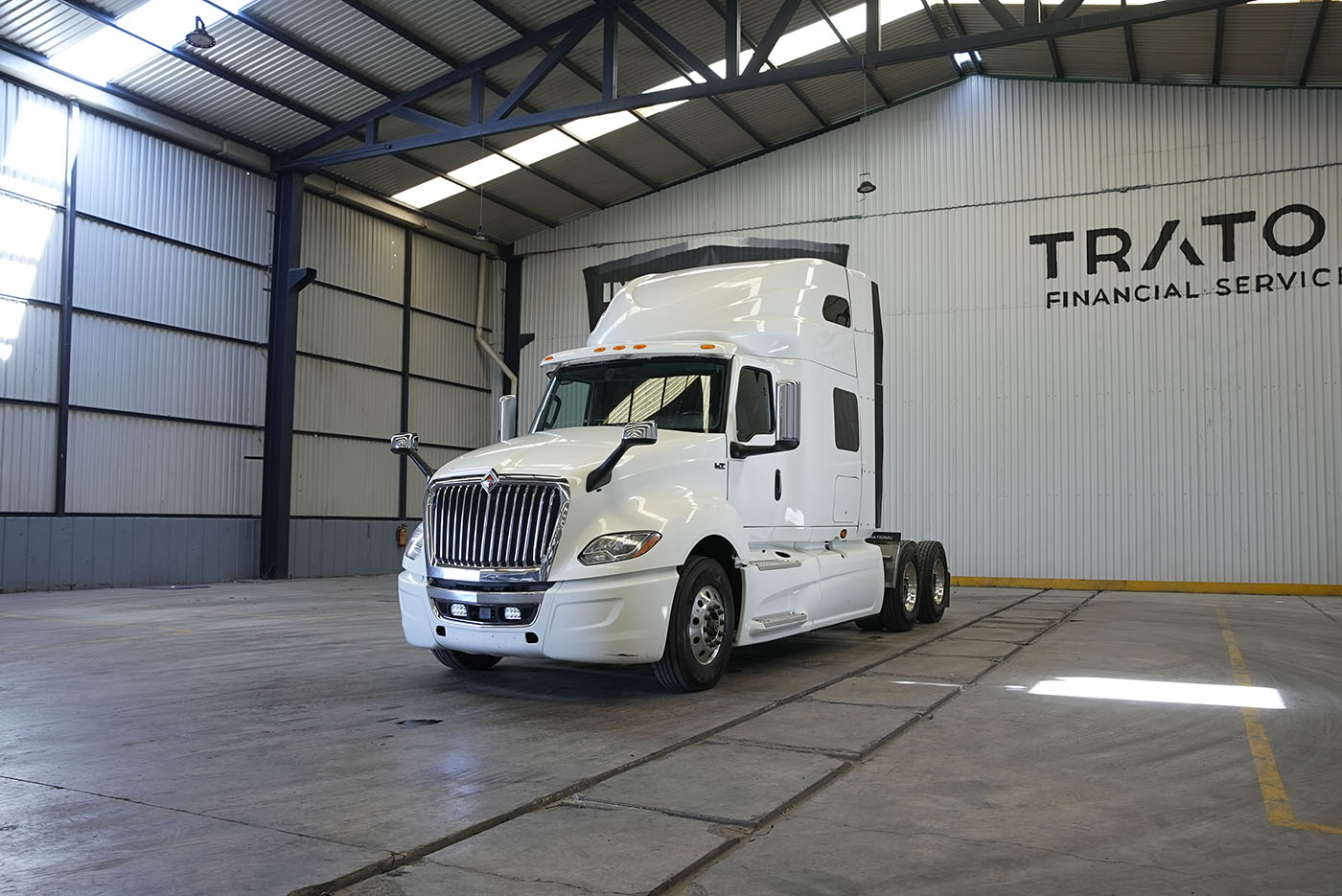 Unidad seminueva INTERNATIONAL LT SKY RISE EPA 2021