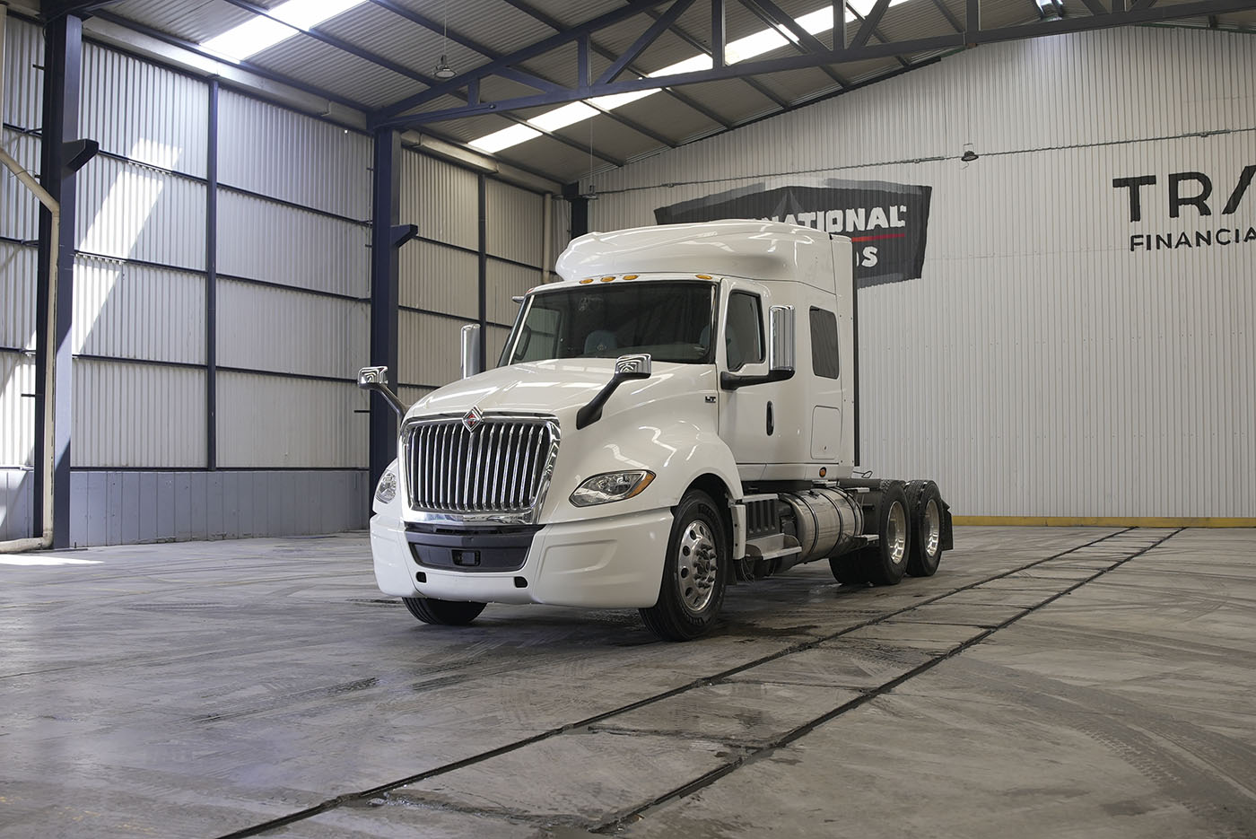 Unidad seminueva INTERNATIONAL LT625 X15