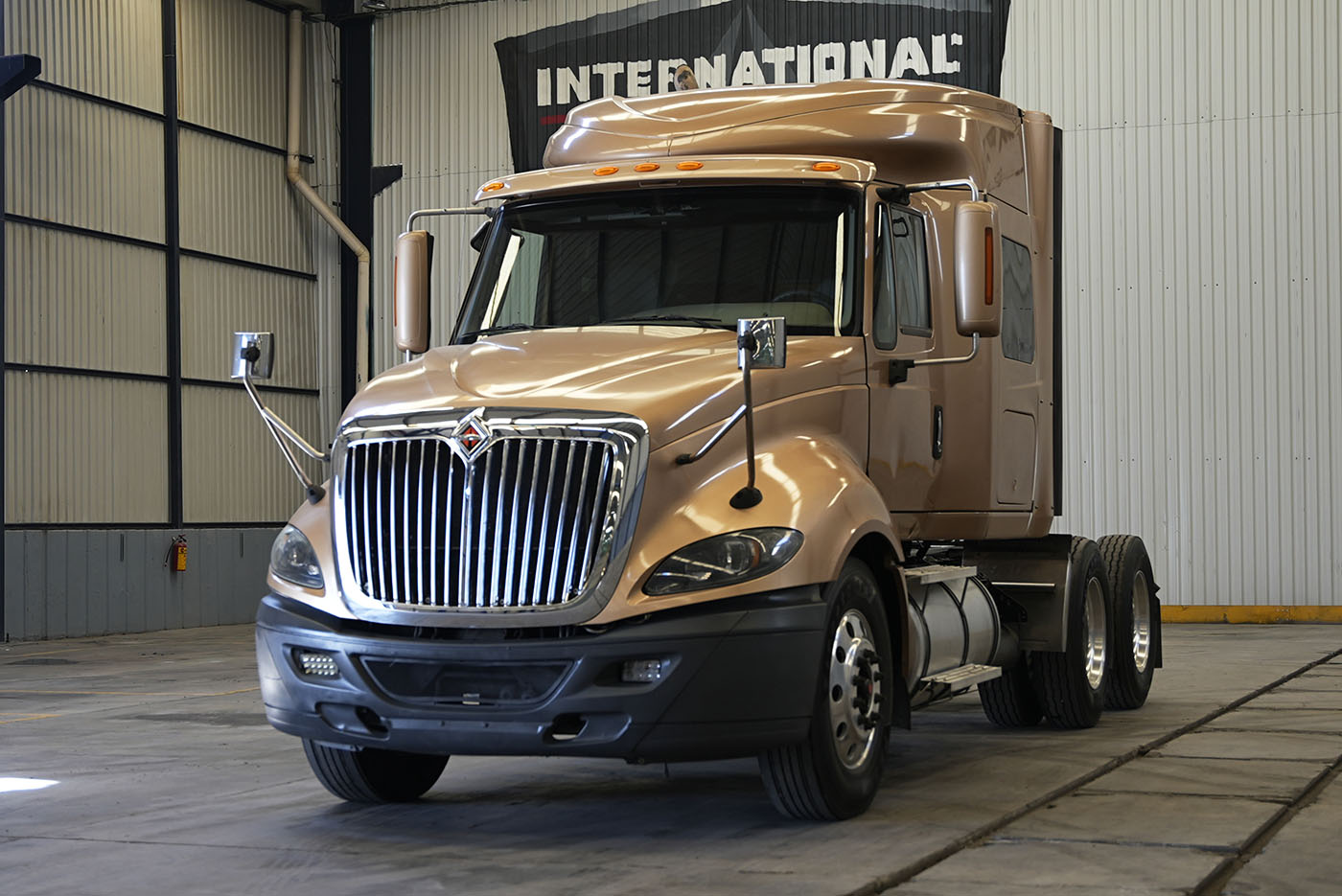 Unidad seminueva INTERNATIONAL PROSTAR HI-RISE