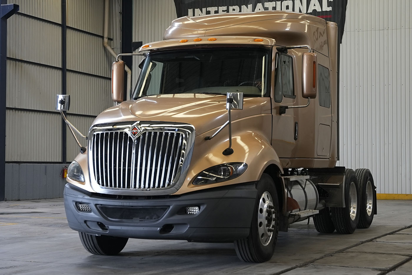 Unidad seminueva INTERNATIONAL PROSTAR 450HP-ISX-HI-RISE