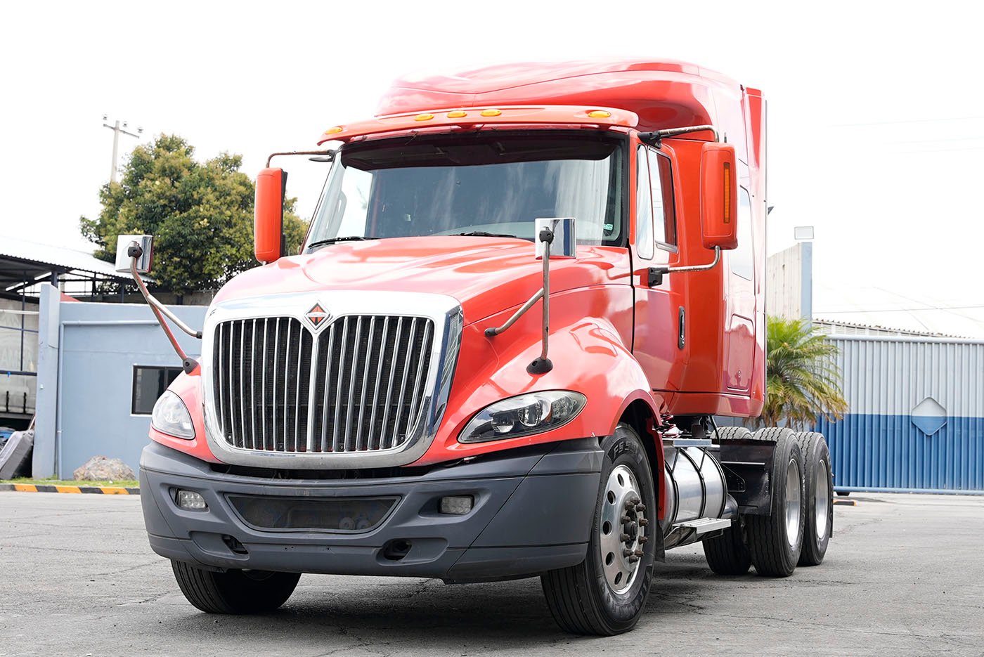 Unidad seminueva INTERNATIONAL PROSTAR 450HP-ISX-HI-RISE