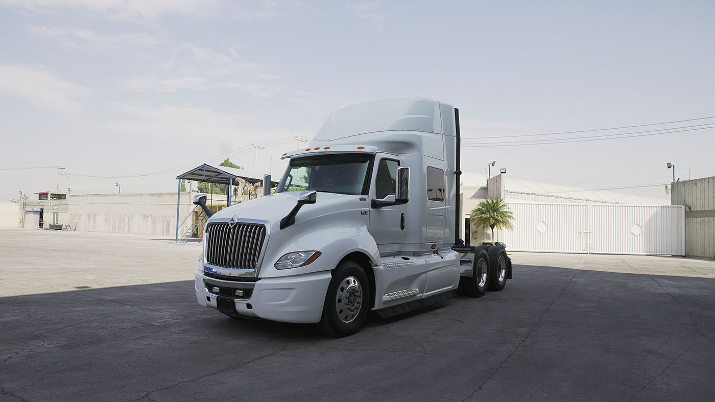 Unidad seminueva INTERNATIONAL LTX15 EURO V 450HP