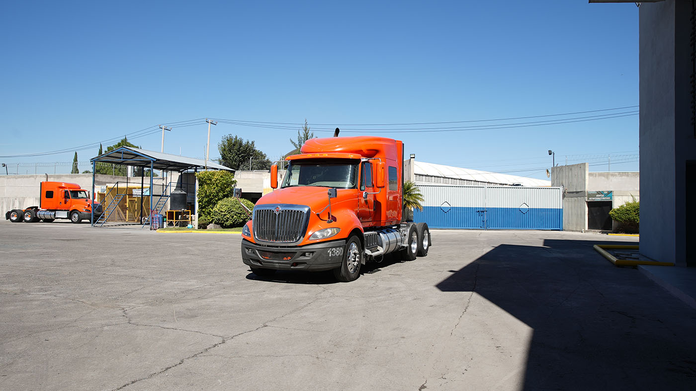 Unidad seminueva INTERNATIONAL PROSTAR+ 122 6X4