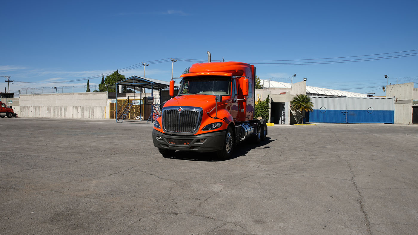 Unidad seminueva INTERNATIONAL PROSTAR+ 122 6X4