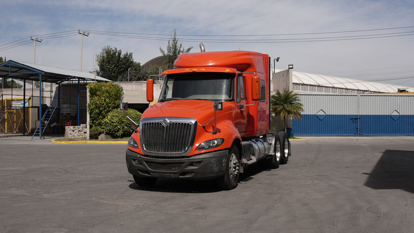 Unidad seminueva INTERNATIONAL PROSTAR+ 122 450HP ISX HI-RISE