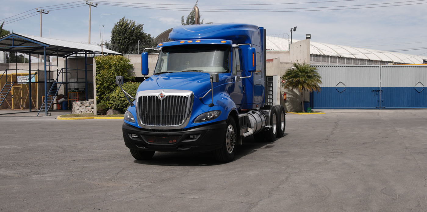 Unidad seminueva INTERNATIONAL PROSTAR QUINTA RUEDA ULTR