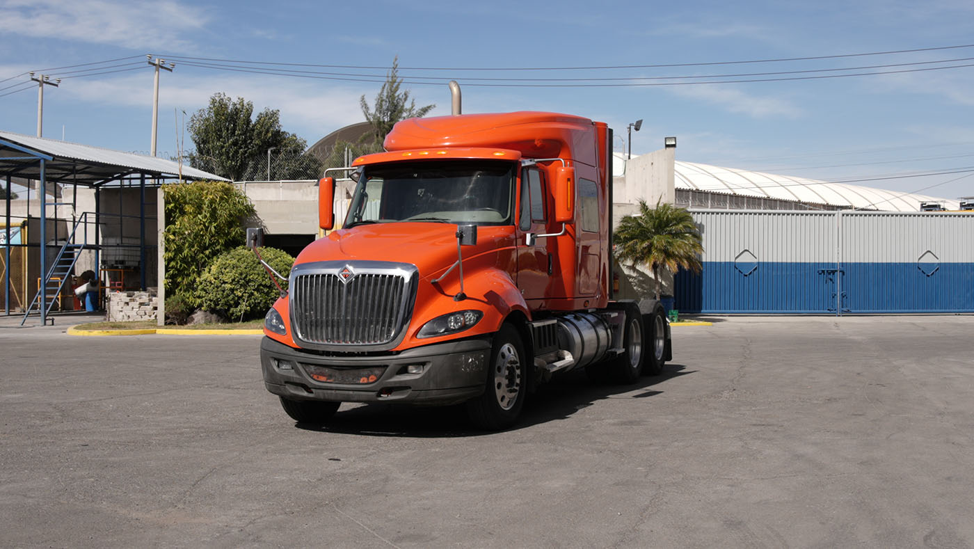 Unidad seminueva INTERNATIONAL PROSTAR+ 122 6X4