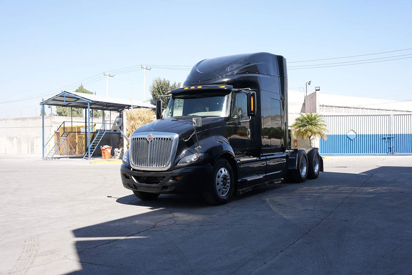 Unidad seminueva INTERNATIONAL PROSTAR 122 450-ISX HI RISE