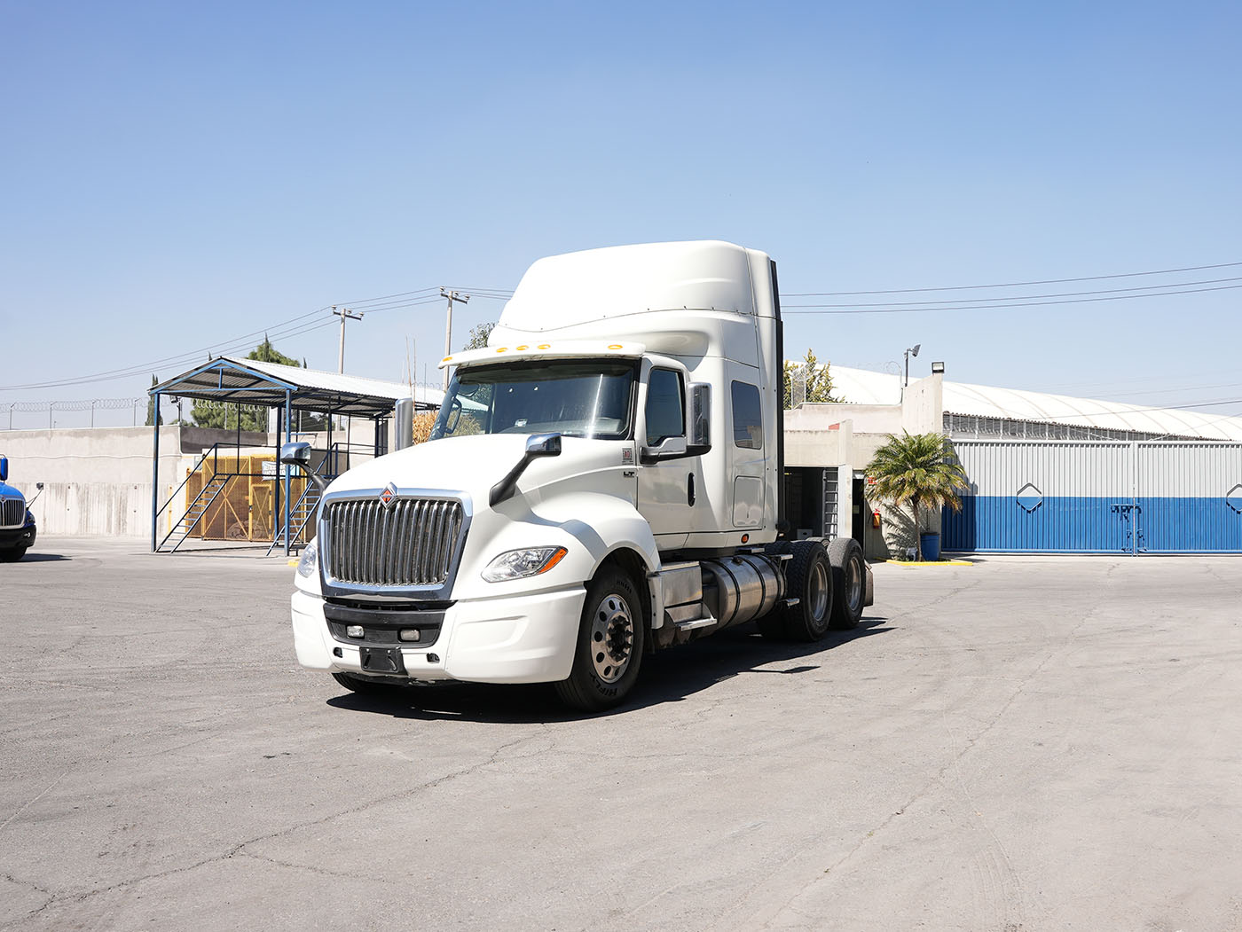 Unidad seminueva INTERNATIONAL LT EURO V ISX 450 HP FULLER RTLO