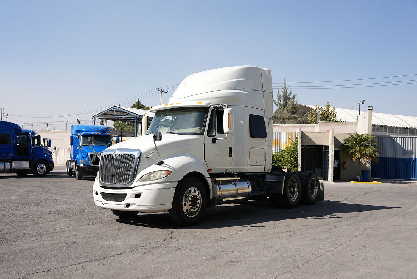 Unidad seminueva INTERNATIONAL PROSTAR+ 122 6X4