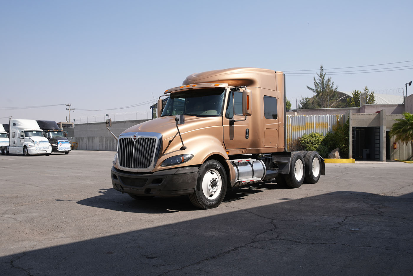 Unidad seminueva INTERNATIONAL PROSTAR 450HP ISX HI-RISE