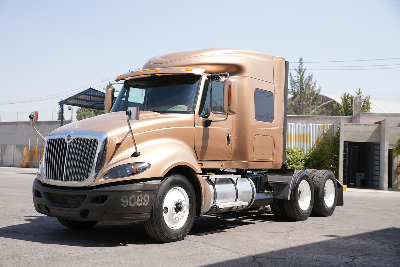 Unidad seminueva INTERNATIONAL PROSTAR 450HP ISX HI-RISE