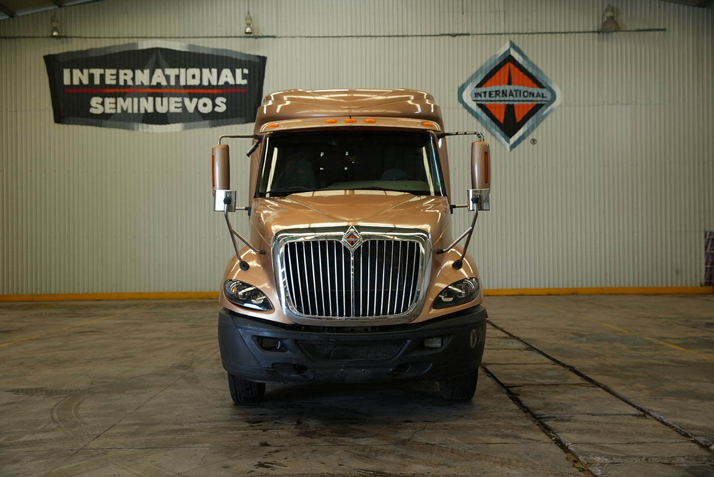 Unidad seminueva INTERNATIONAL PROSTAR 450HP ISX HI RISE