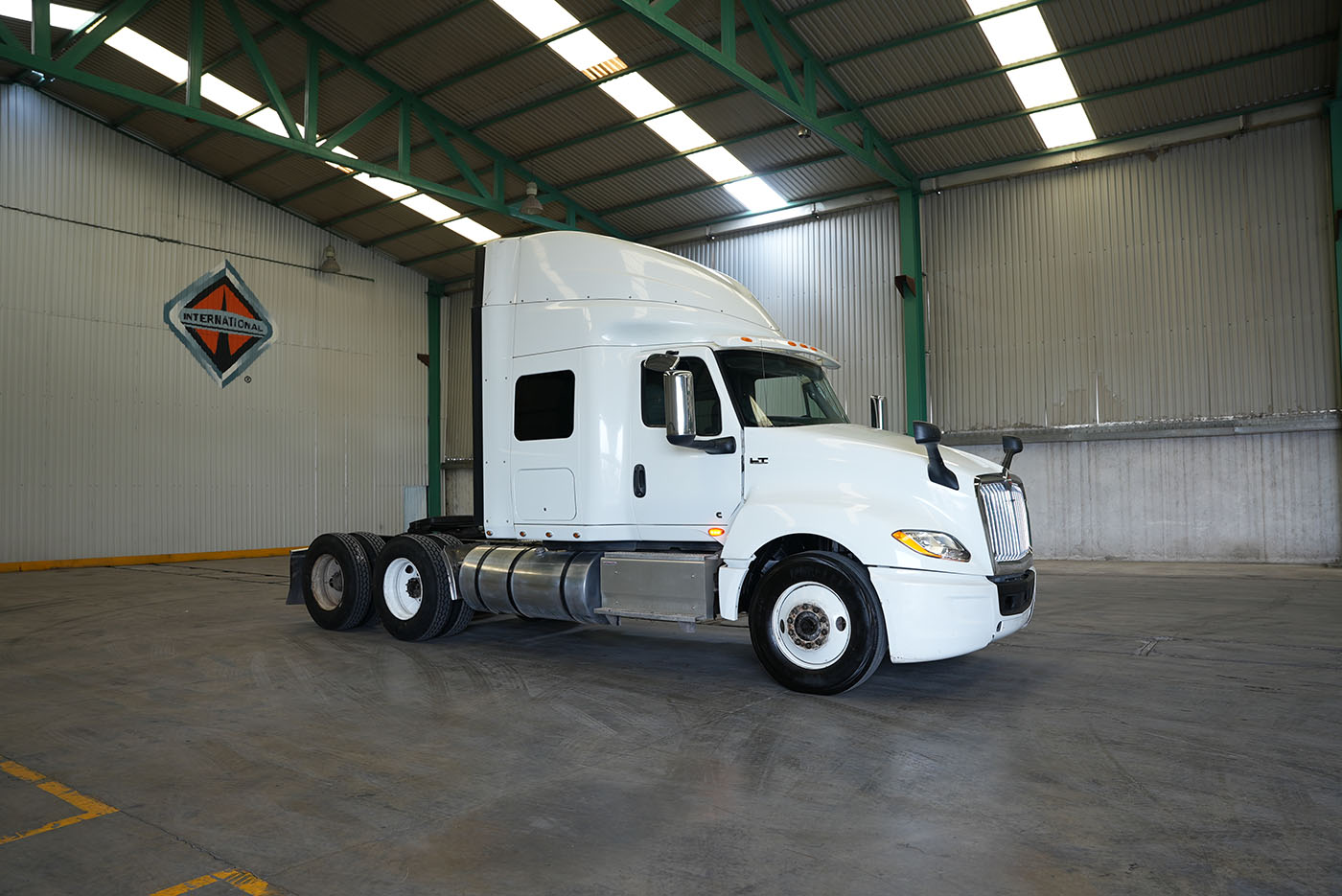 Unidad seminueva INTERNATIONAL LT 625 HI RISE 6X4