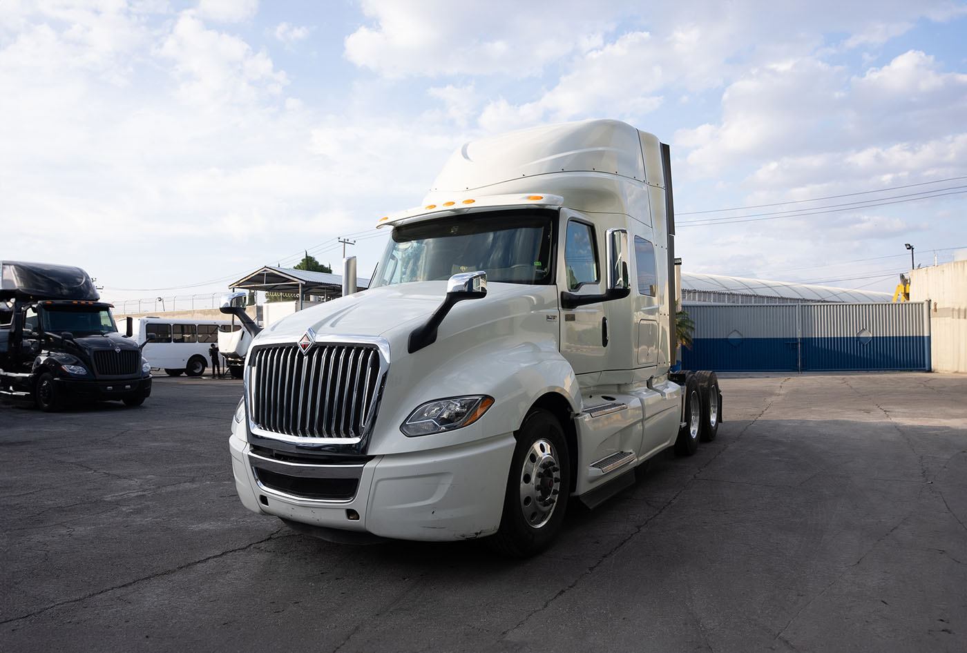 Unidad seminueva INTERNATIONAL LT HI RISE EURO V