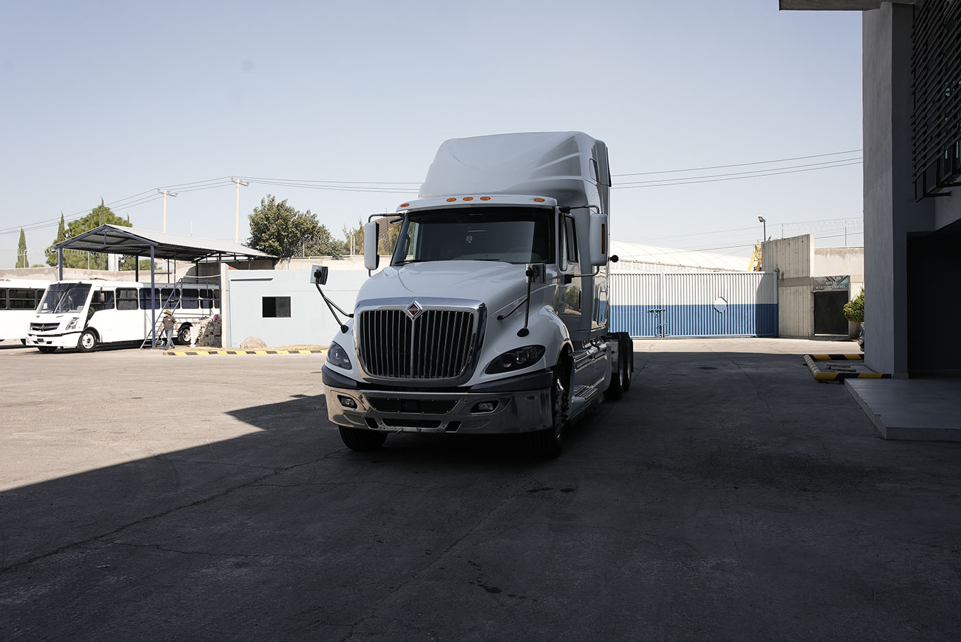 Unidad seminueva INTERNATIONAL PROSTAR 450HP ISX SKY RISE