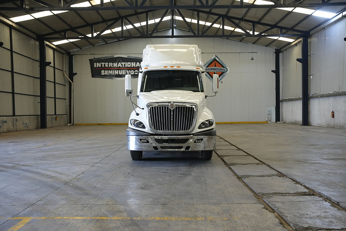 Unidad seminueva INTERNATIONAL PROSTAR SKY RISE