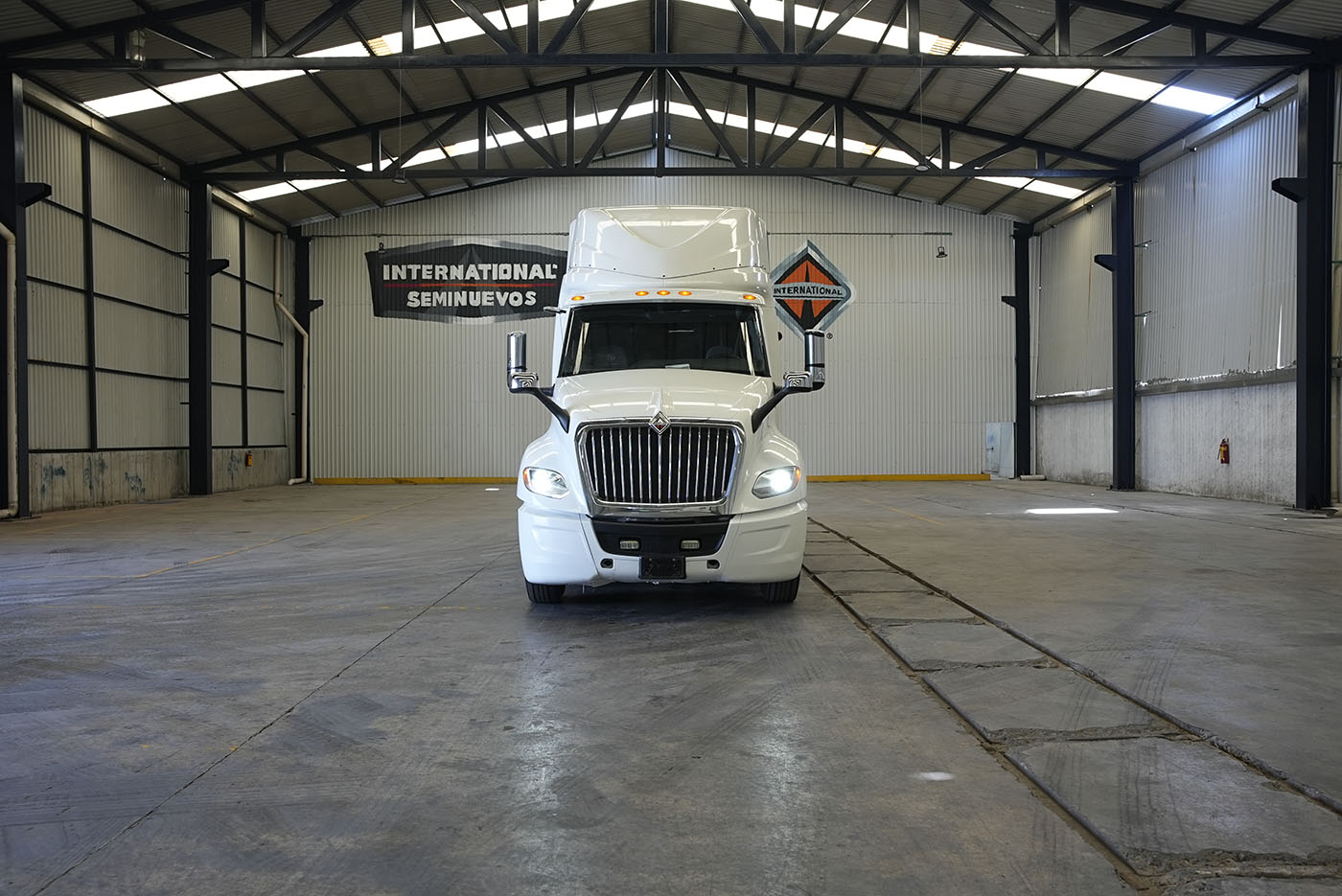 Unidad seminueva INTERNATIONAL LT HI RISE EURO V