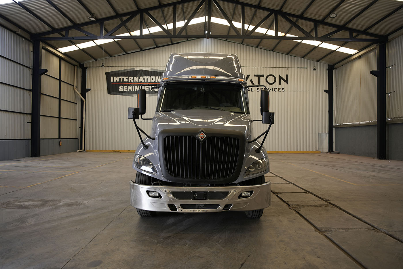 Unidad seminueva INTERNATIONAL PROSTAR 450HP ISX SKY-RISE